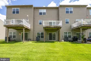 2041 Crown Mill Dr, Mohrsville, PA 19541 - Photo 25