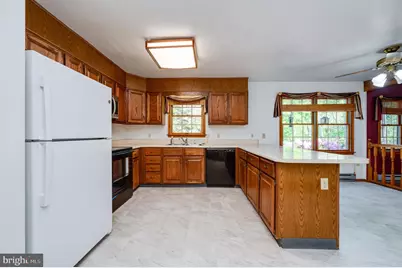 27 Doe Ridge Drive, Fleetwood, PA 19522 - Photo 9