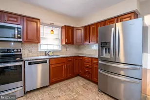 2519 Girard Ave, Reading, PA 19609 - Photo 15