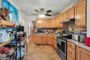 114 Pear St, Reading, PA 19601 - Photo 9