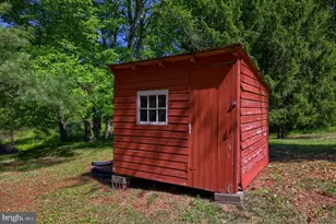 1421 Coldsprings Rd, Pottstown, PA 19465 - Photo 17