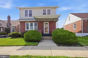 1423 Fayette Ave, Reading, PA 19607 - Photo 1