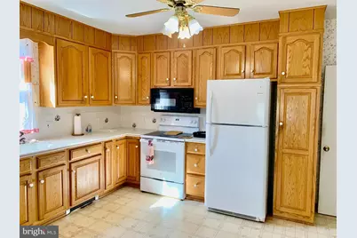 32 Lash Street, Shillington, PA 19607 - Photo 7