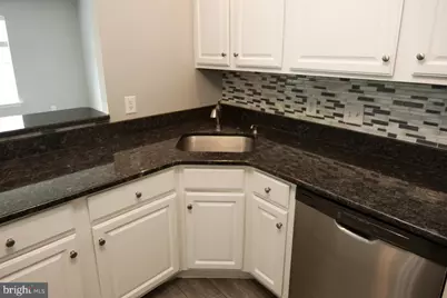 407 Caramist, Sinking Spring, PA 19608 - Photo 5