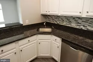 407 Caramist, Sinking Spring, PA 19608 - Photo 5
