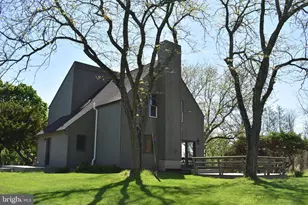 263 Hawk Mountain Rd, Kempton, PA 19529 - Photo 3