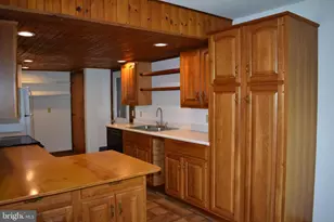 263 Hawk Mountain Rd, Kempton, PA 19529 - Photo 5