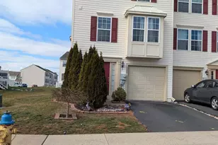 3207 Orchard View Rd, Reading, PA 19606 - Photo 1