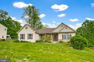 3 Courtney Rea Cir, Reading, PA 19606 - Photo 3
