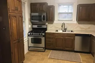 301 N Waverly St, Reading, PA 19607 - Photo 9
