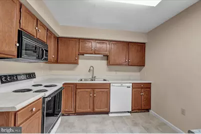 126 Valley Greene Circle, Reading, PA 19610 - Photo 5