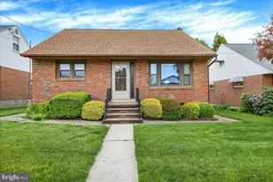 1242 Commonwealth Blvd, Reading, PA 19607 - Photo 1