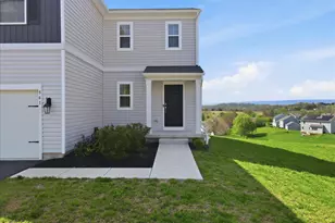 561 E 4th Street E, Bernville, PA 19506 - Photo 9
