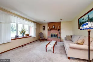 801 N Crescent Ave, Hamburg, PA 19526 - Photo 9