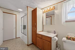 135 S Washington St, Boyertown, PA 19512 - Photo 25