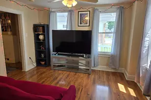 24 S Hull St, Reading, PA 19608 - Photo 3