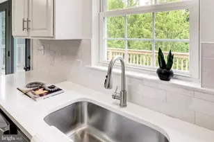 338 Dogwood Ln, Womelsdorf, PA 19567 - Photo 11