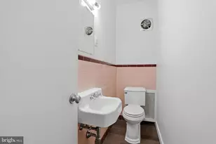 112 N 11th St, Reading, PA 19601 - Photo 13
