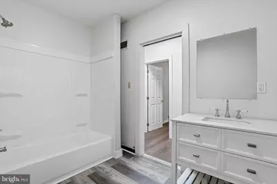 112 N 11th Street, Reading, PA 19601 - Photo 9