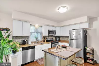 240 Hickory Drive, Fleetwood, PA 19522 - Photo 5