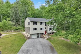 5220 Oley Turnpike Rd, Reading, PA 19606 - Photo 9