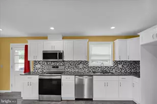 3329 Willow Grove Ave, Reading, PA 19605 - Photo 7