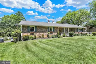 833 Joan Tc, Reading, PA 19611 - Photo 3