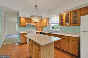 601 Maplewood Dr, Douglassville, PA 19518 - Photo 11
