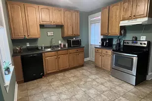 311 W High St, Womelsdorf, PA 19567 - Photo 5