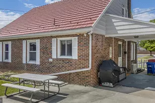 810 E Bellevue Ave, Reading, PA 19605 - Photo 9