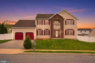 605 Georgia Ave, Reading, PA 19605 - Photo 1