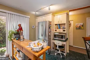 82 Medinah Dr, Reading, PA 19607 - Photo 5