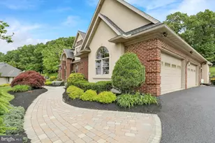 212 Hillview Cir, Leesport, PA 19533 - Photo 85