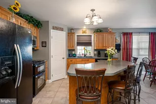 307 Diane Ave, Reading, PA 19608 - Photo 9