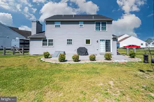 18 Albans Ct, Bernville, PA 19506 - Photo 9