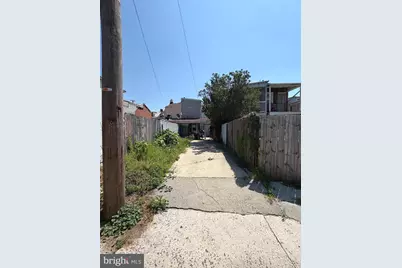 324 Spring Garden Street, Reading, PA 19602 - Photo 11
