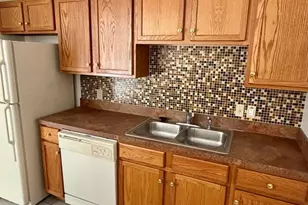 144 Water St, Reading, PA 19605 - Photo 3