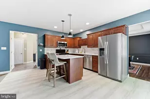 3121 S Wagner Cir, Sinking Spring, PA 19608 - Photo 3