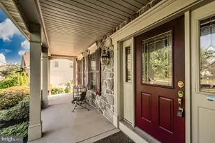 33 Sweetwater Ln, Wernersville, PA 19565 - Photo 5