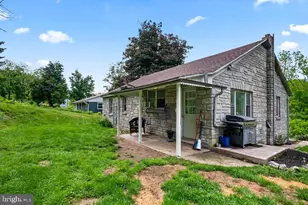 1644 Moselem Springs, Hamburg, PA 19526 - Photo 3