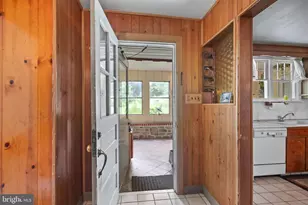 564 Blandon Rd, Fleetwood, PA 19522 - Photo 17