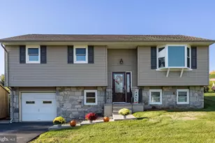 1044 E 4th St, Birdsboro, PA 19508 - Photo 1