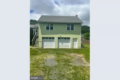 102 Myrtle Avenue, Reading, PA 19606 - Photo 1