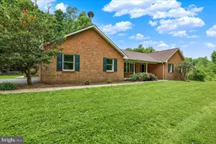 283 Witmer, Mohnton, PA 19540 - Photo 3