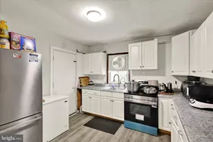 723 N 2nd St, Reading, PA 19601 - Photo 7