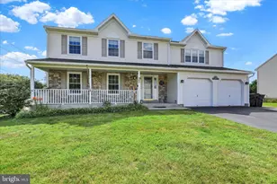 347 Rosecliff Dr, Douglassville, PA 19518 - Photo 3