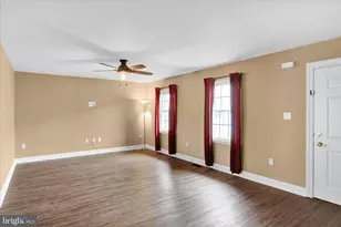 1063 Fredrick Blvd, Reading, PA 19605 - Photo 7