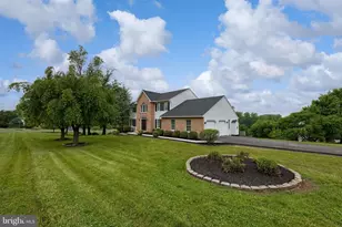 122 Beacon Hill Rd, Temple, PA 19560 - Photo 3