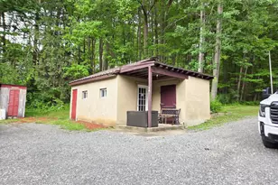 140 Sand Hill Rd, Fleetwood, PA 19522 - Photo 25