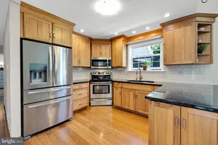 1094 Seifrit Ln, Bernville, PA 19506 - Photo 11